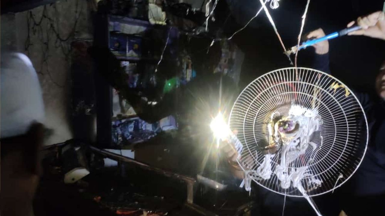 নগাঁৱৰ ৰাইডঙীয়া বৰি বজাৰত নিশা ভয়ংকৰ অগ্নিকাণ্ডৰ ঘটনা