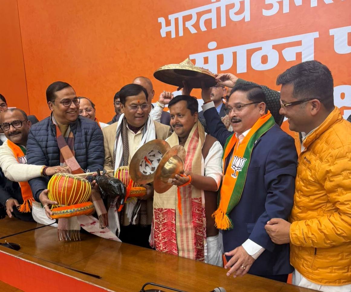 Jayanta Malla Baruah along with BJP Assam Delegation, Felicitates New National President Nitin Nabin