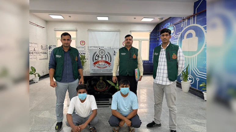 Delhi Police Arrest 2 for Fake ID Scam