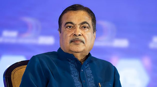 হিন্দুৱে যি দামত পেট্র’ল-ডিজেল পায়, মুছলমানেও একে দামতে পায়ঃ কেন্দ্ৰীয় মন্ত্ৰী নীতিন গাডকাৰীৰ