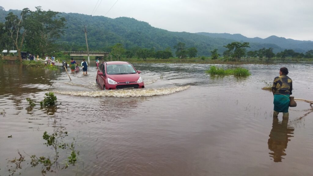 Rajapara–Ranikhamar Road Submerged Amid Relentless Rainfall in South Kamrup