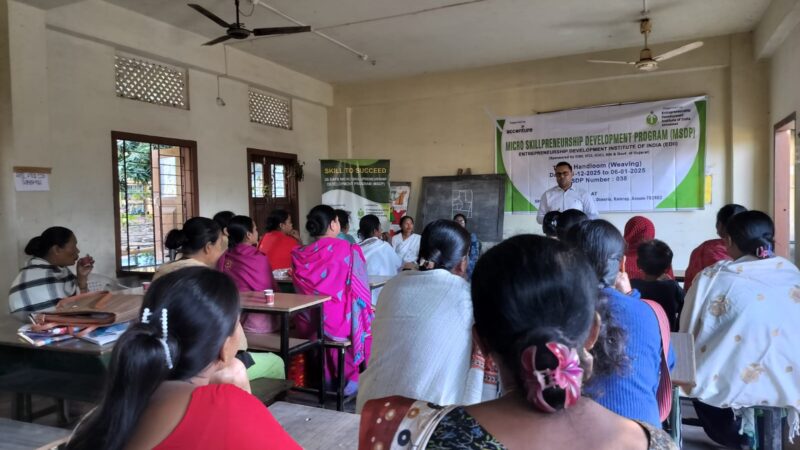 EDII and Accenture Launch 26-Day Handloom Skillpreneurship Program for Rural Women in Kamrup