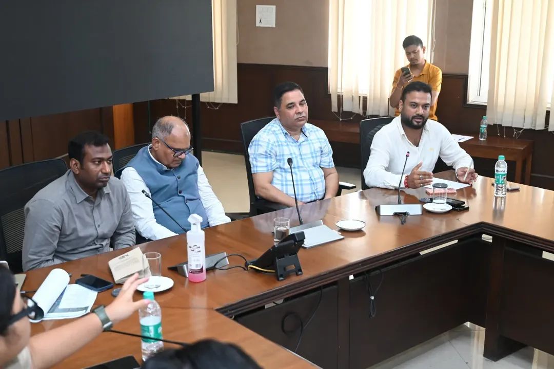 Special chief secretary reviews human-elephant conflict situation in Kamrup