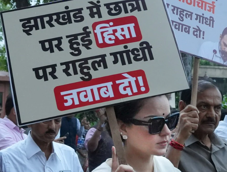 Opposition, NDA MPs Stage Rival Protests Outside Parliament Amid Political Standoff