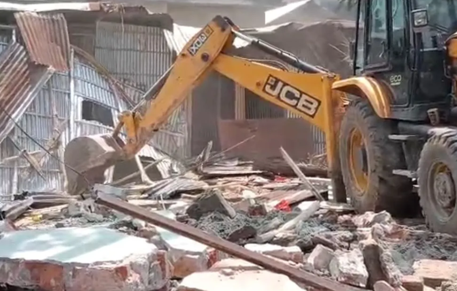 Guwahati: Bulldozers Roll Again as Jalukbari Eviction Enters Day Two