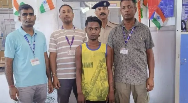 Two Arrested for Theft of Passenger’s Laptop Bag at Guwahati Railway Station