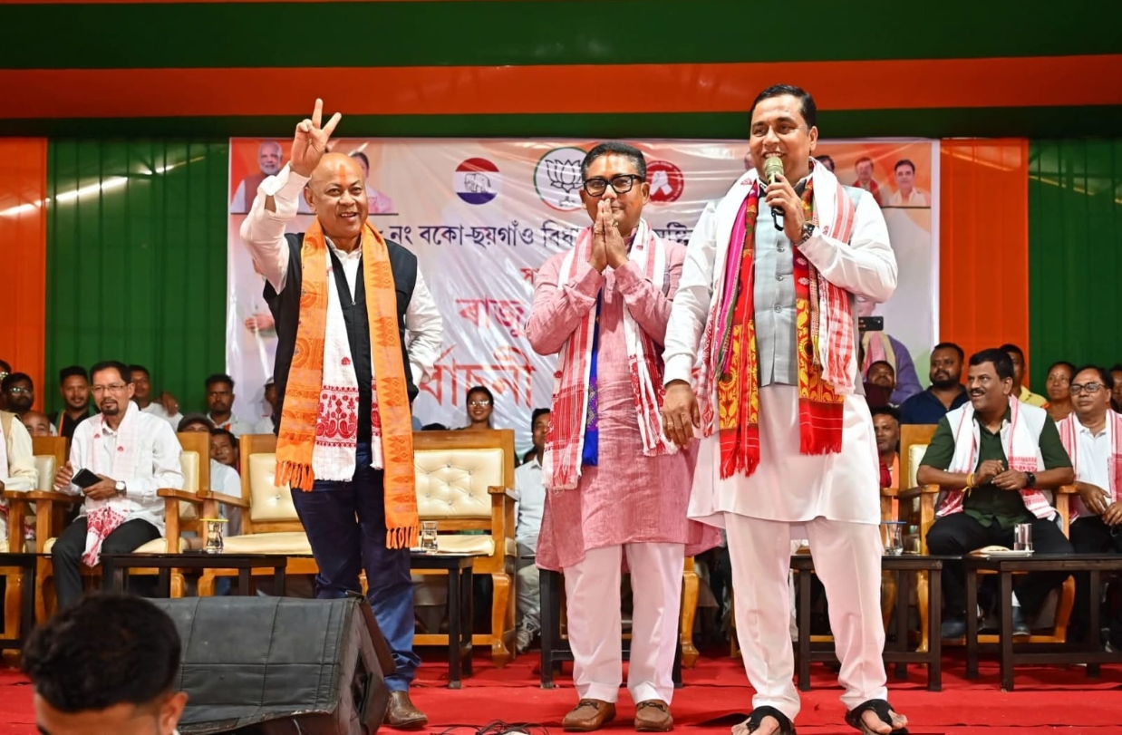 BTR ত হাগ্ৰামা মহিলাৰীক লগত লৈ জয়ন্ত মল্লবৰুৱাৰ মাৰাথন প্ৰচাৰ