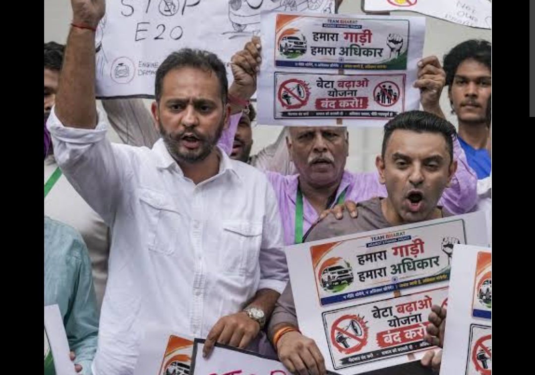 Massive Protest at Jantar Mantar Against 20% Ethanol-Blended Petrol
