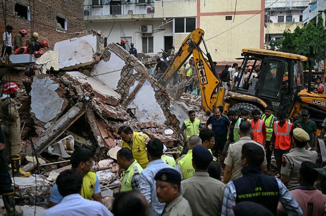 DELHI BUILDING COLLAPSE: DEATH TOLL RISES TO 6