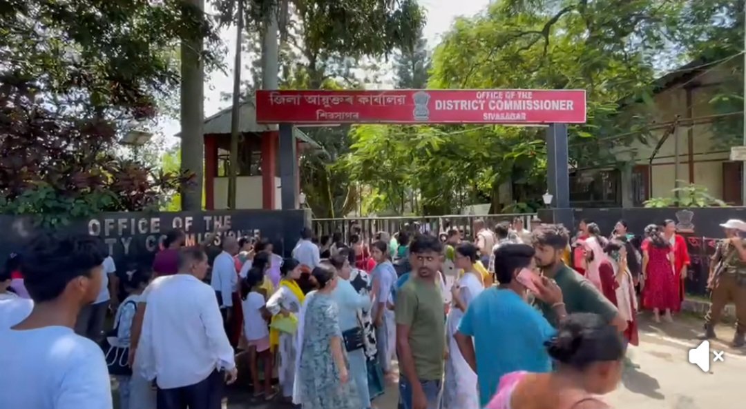 Sivasagar Flood Victims Approach District Commissioner Over Non-Receipt of ₹15,000 Relief Assistance